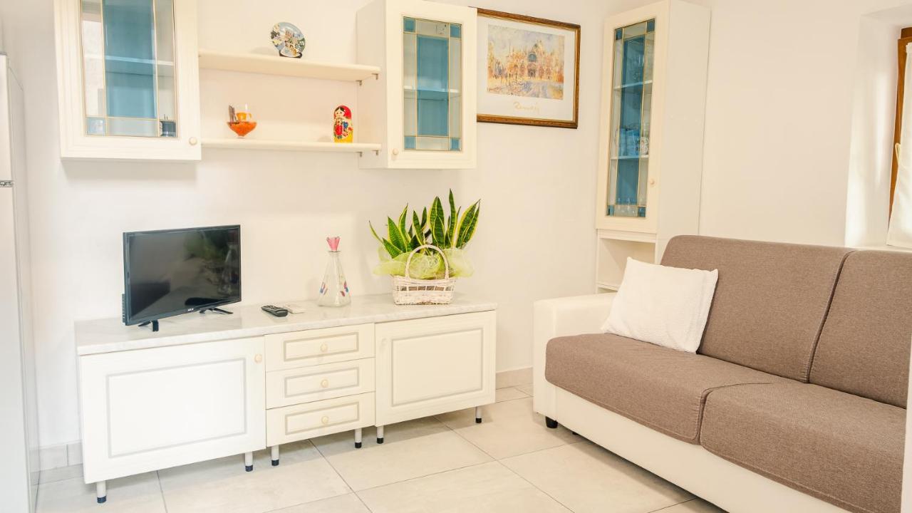 La Casa Di Nonna Agnese - Italian Homing Apartment Padenghe sul Garda Exterior photo